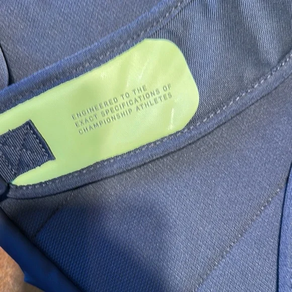 Nike Storm-FIT Backpack in Dark Gray and Neon Green - Picture 7 of 12